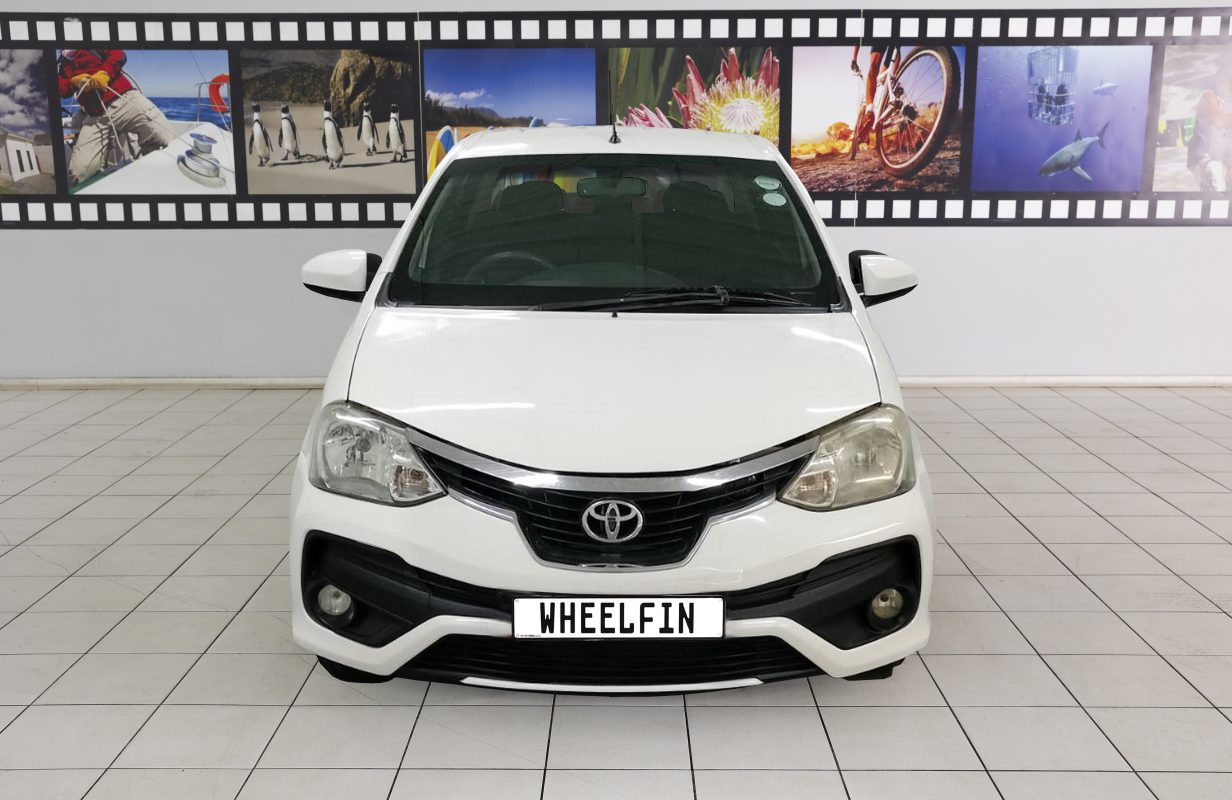 Toyota Etios 1